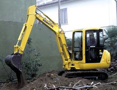 Komatsu PC30R-8