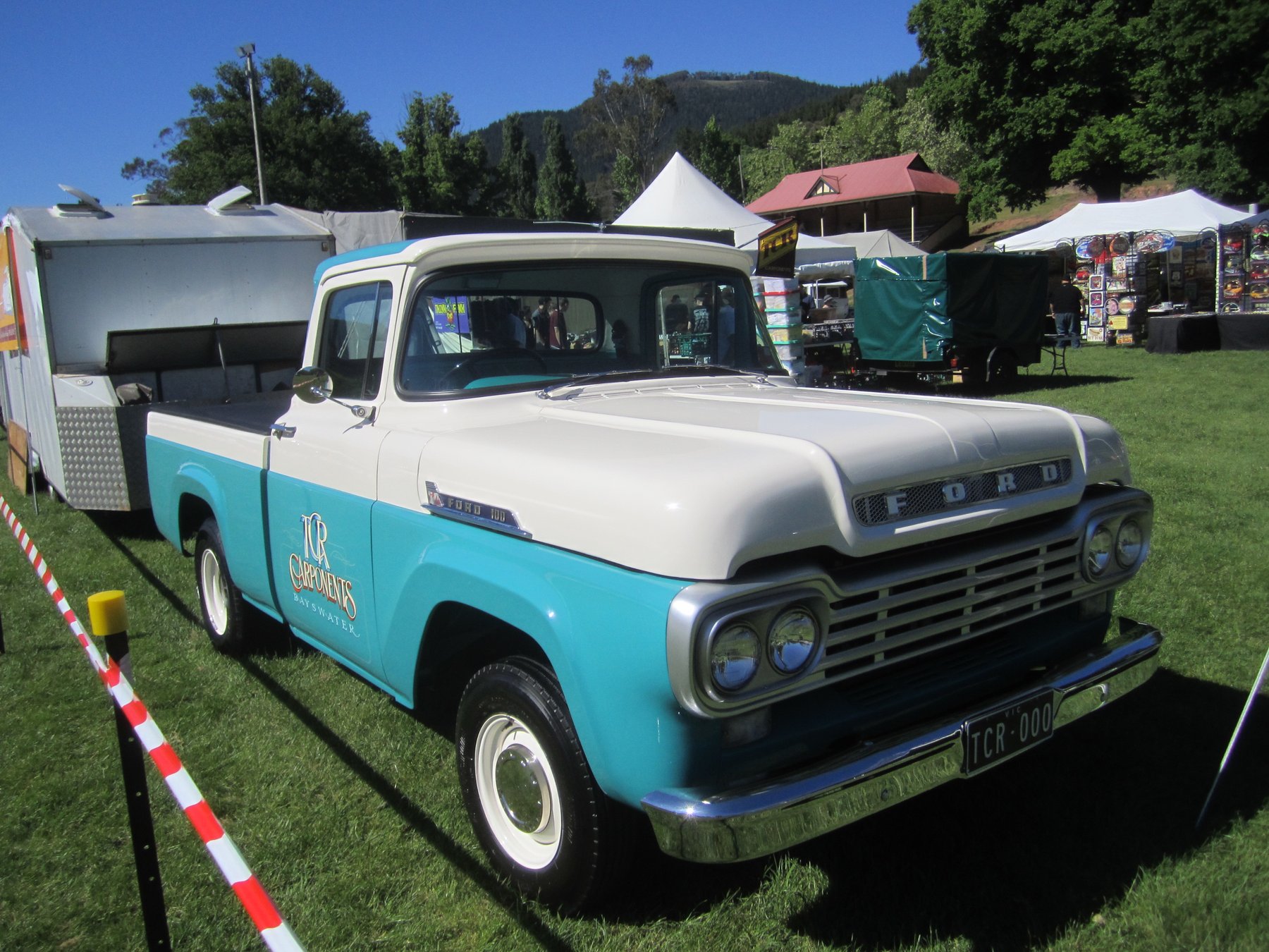 Van Ford F100 Custom