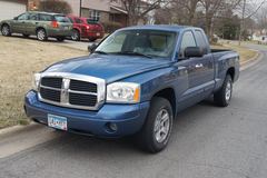 Dodge DAKOTA