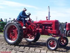 International Farmall 100 er-Baureihe