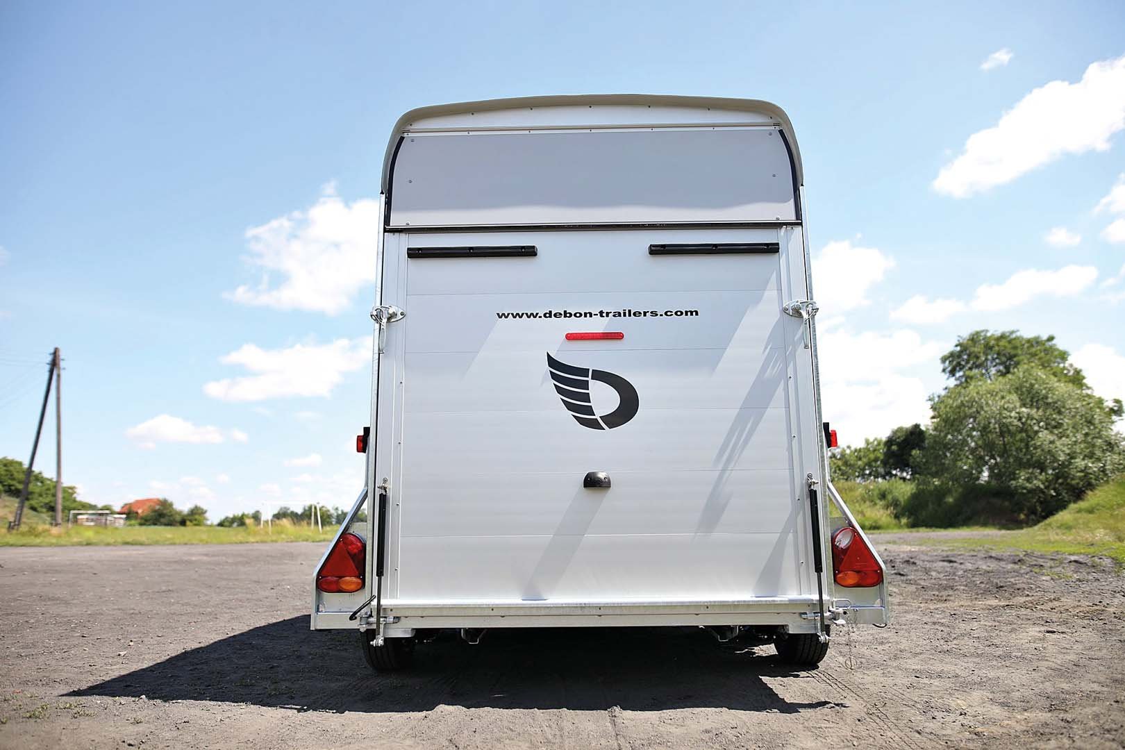 Przyczepki do 750 kg Sport Trailers 500-L