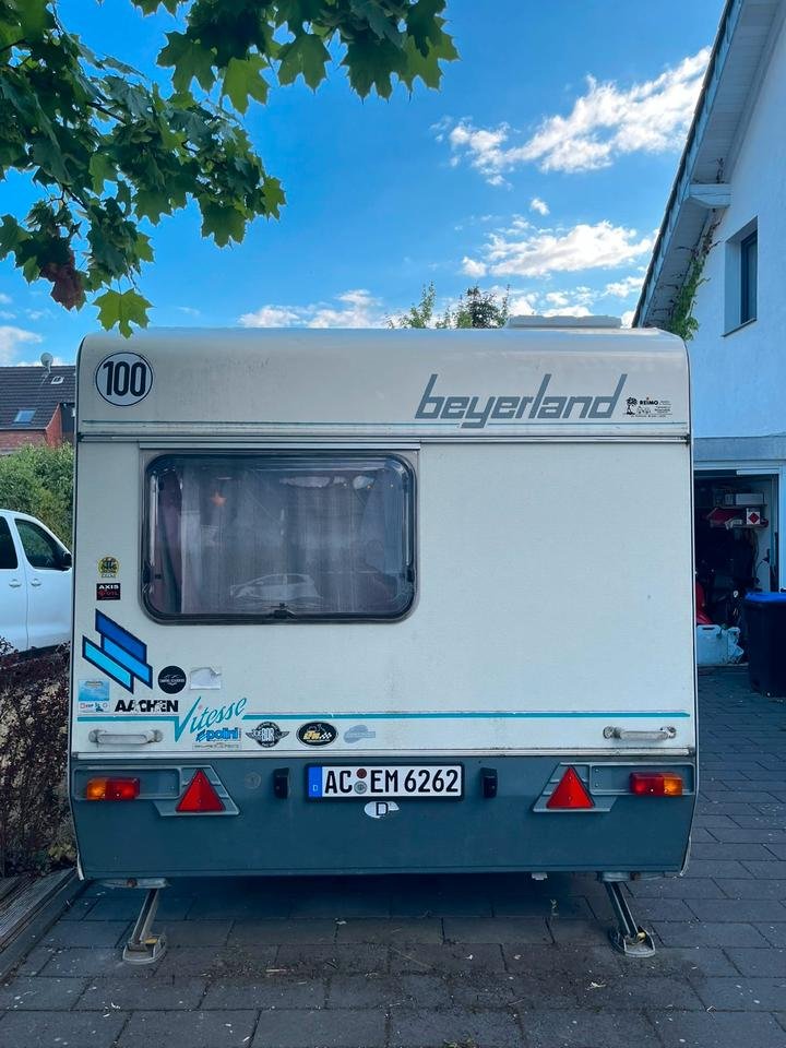 Przyczepa BEYERLAND 496B