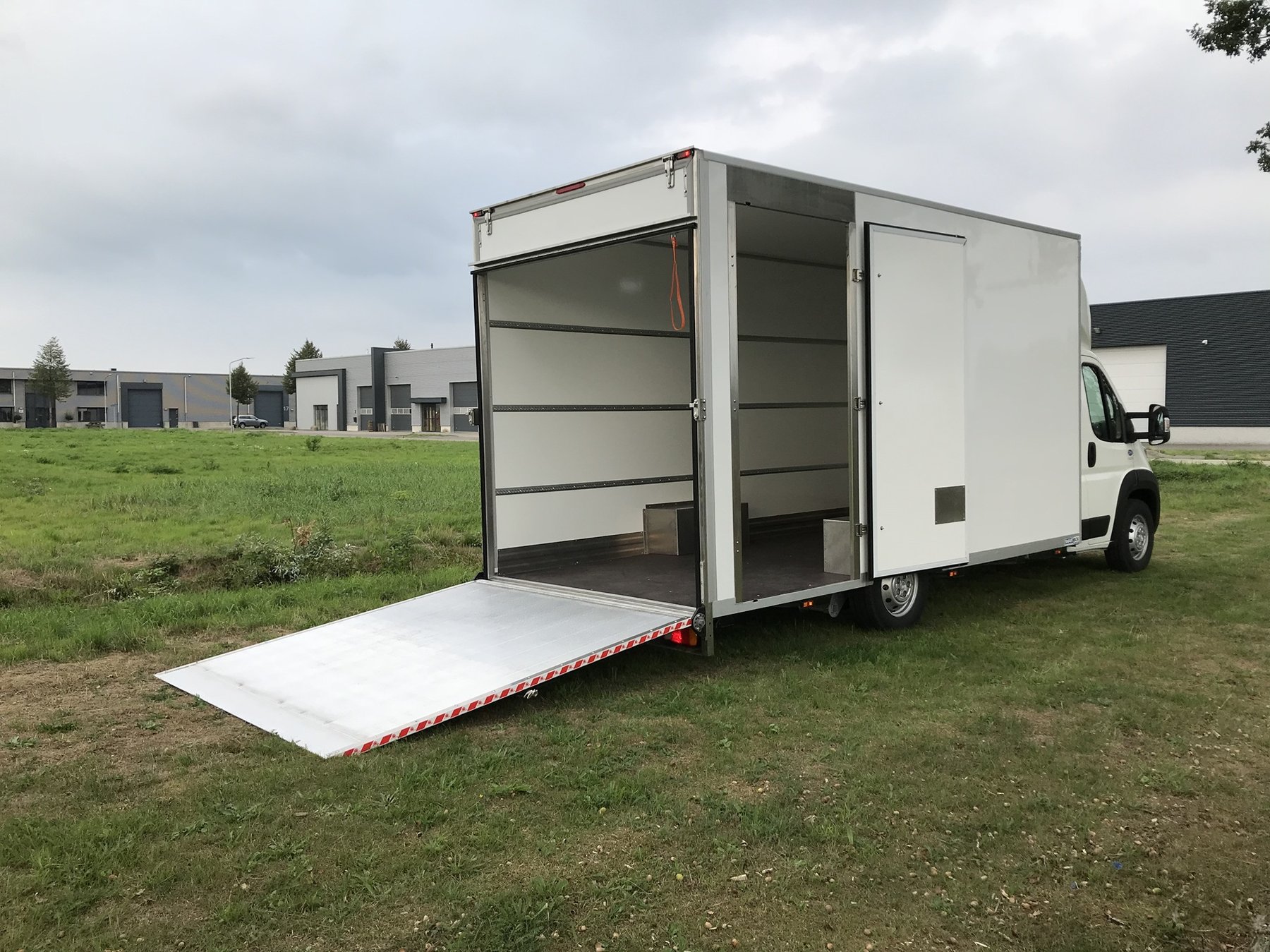 Truck Coxx XF 6.2-69