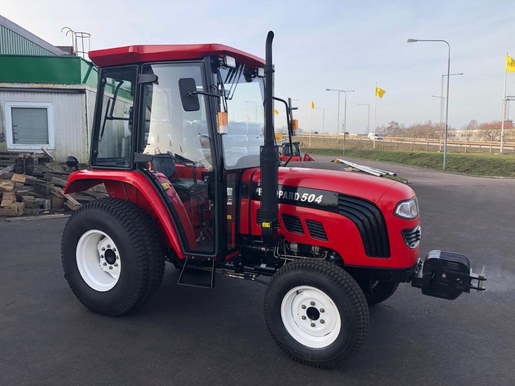 Traktor Europard 504