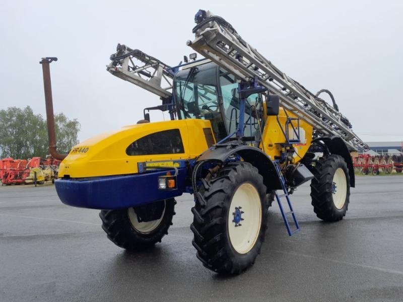 Aerial work platforms Grove S4088