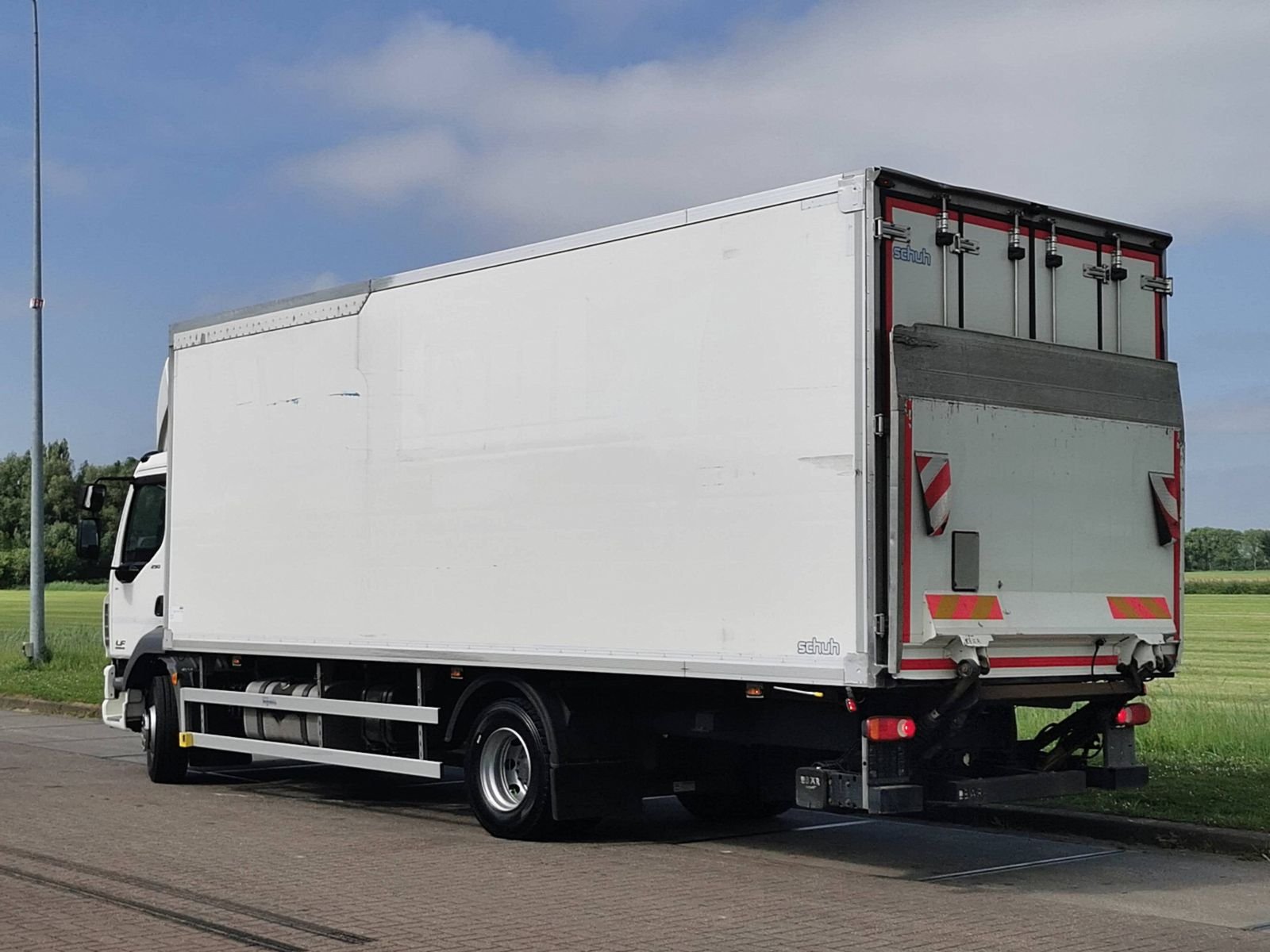Lastwagen DAF Trucks LF 250 FA