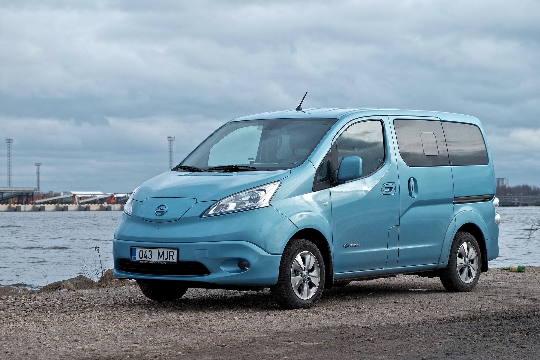 Van Nissan NISSAN E-NV200 PICK-UP / KIPPER