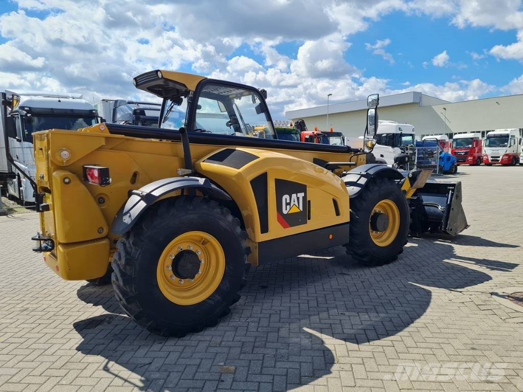 Caterpillar TH406