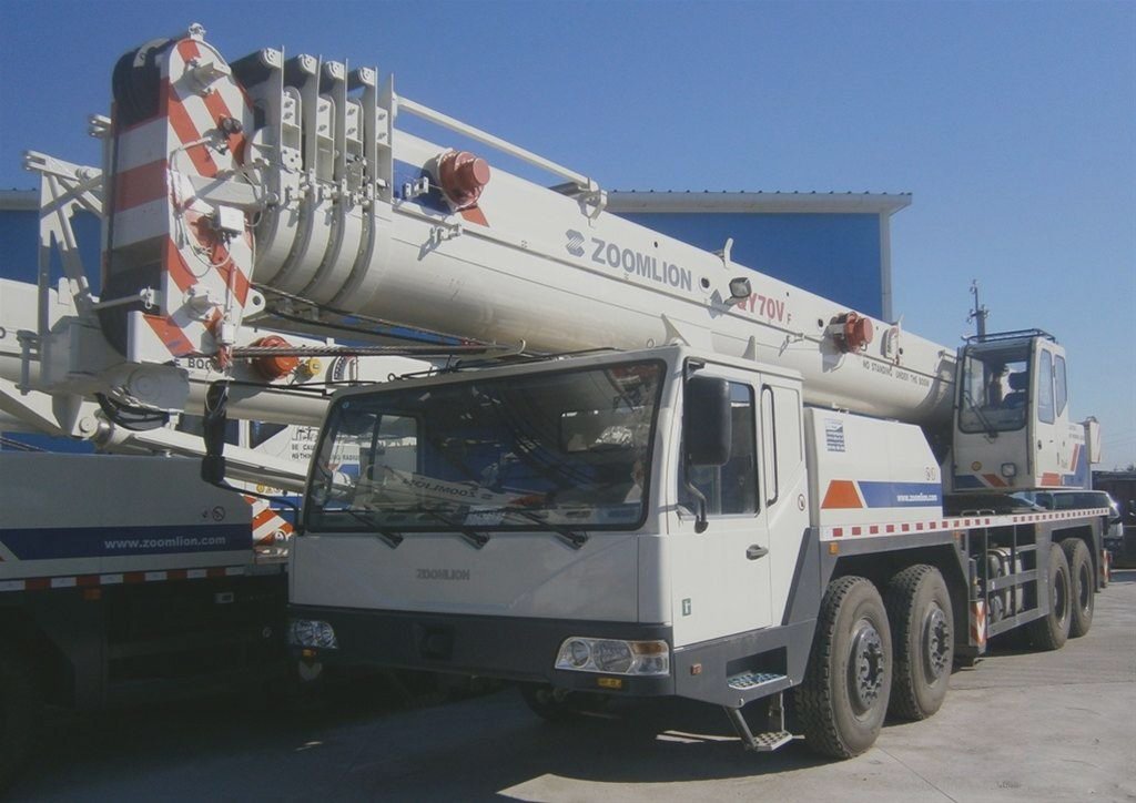 Mobile & rough terrain cranes Zoomlion QY70V533