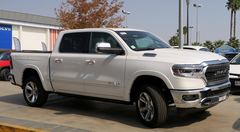 Dodge RAM1500 HEMI