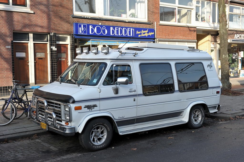 Van Chevrolet CHEVY VAN 20 STARCRAFT