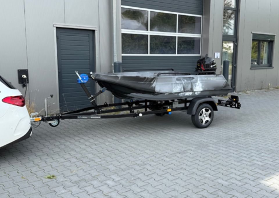 Trailer Pekawee BOOTTRAILER