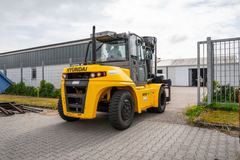 Hyundai 80 D - 9 V TS 500