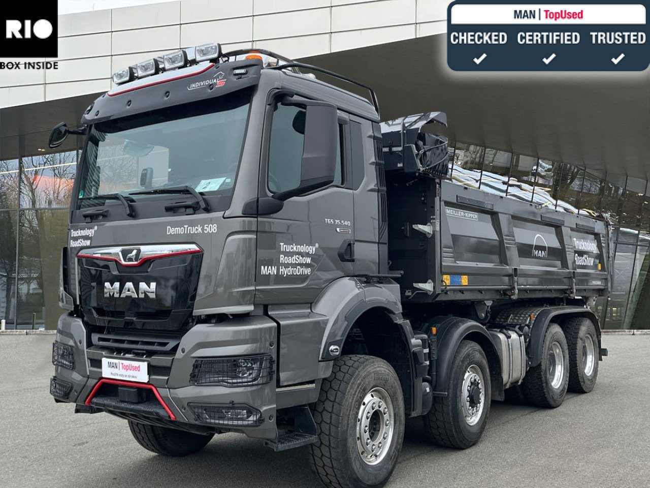Truck MAN TGX 35.540 8x4-4 BL CH