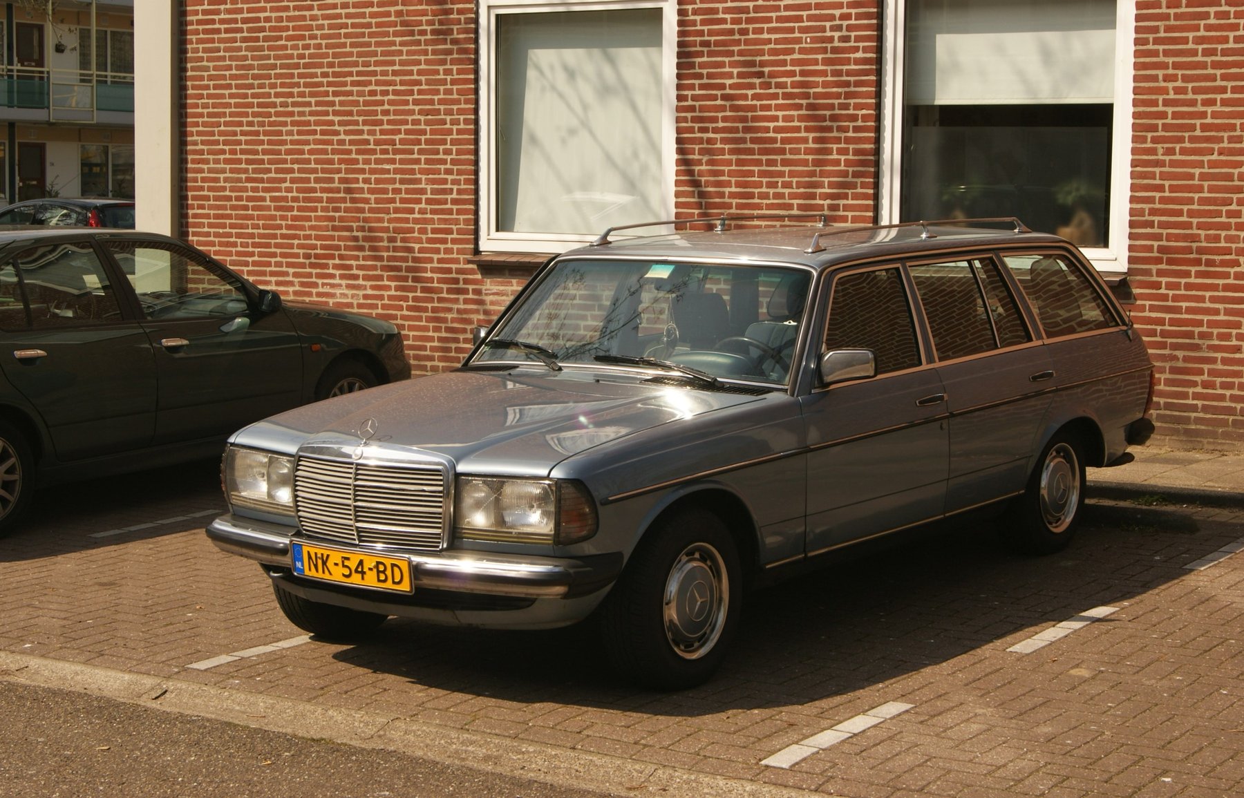 Van Mercedes Benz 240 TD