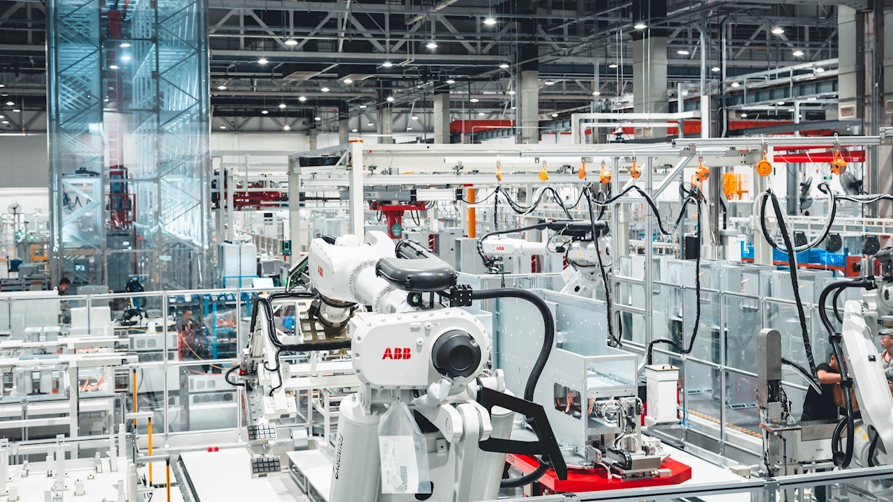 ABB M2BA280SA4