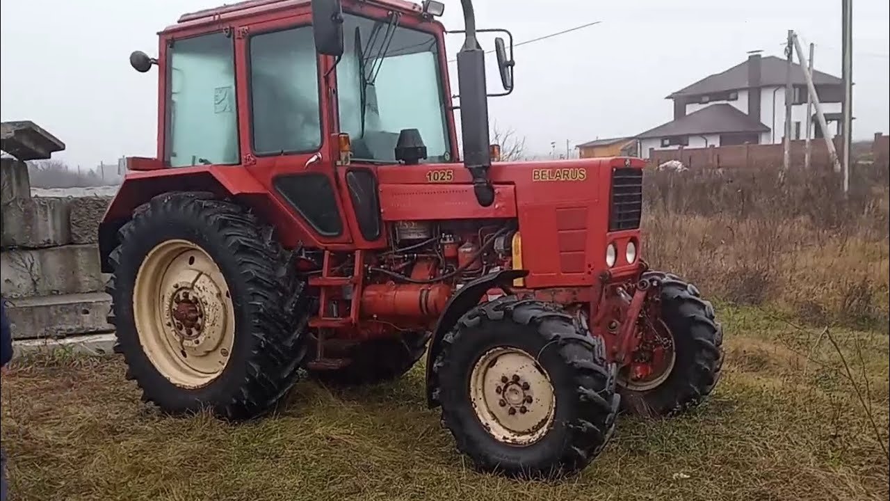 Tractor Belarus MTZ-102