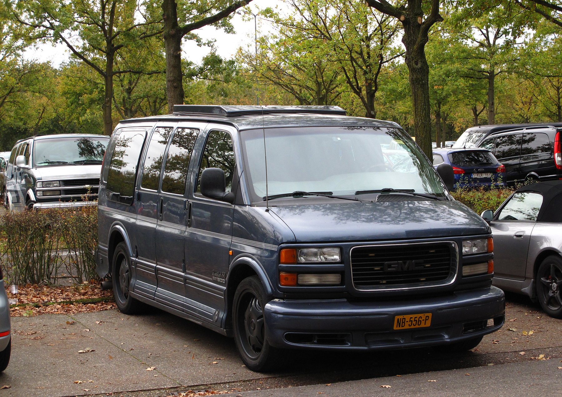 GMC SAVANA EXPLORER