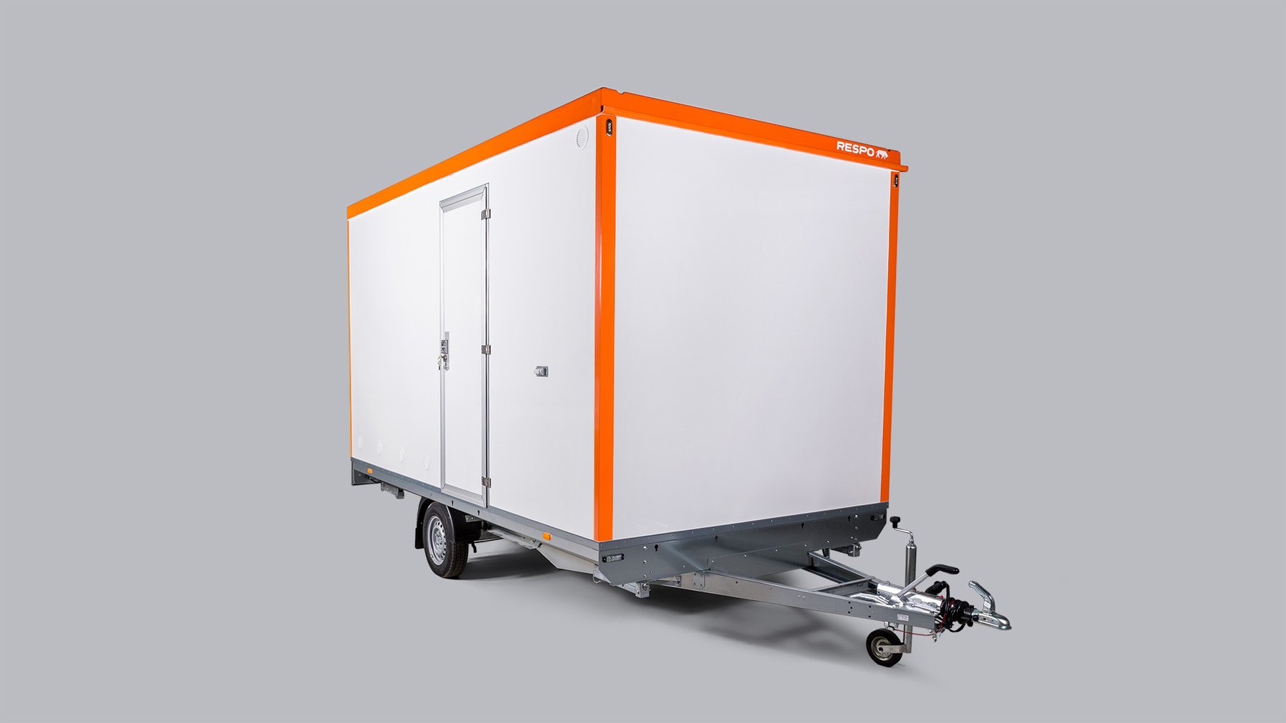 Car trailers up to 3.5 t Respo Salvos sauna pukuhuoneella