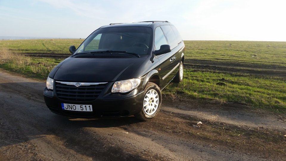 Van Chrysler VOYAGER 2.8CRD