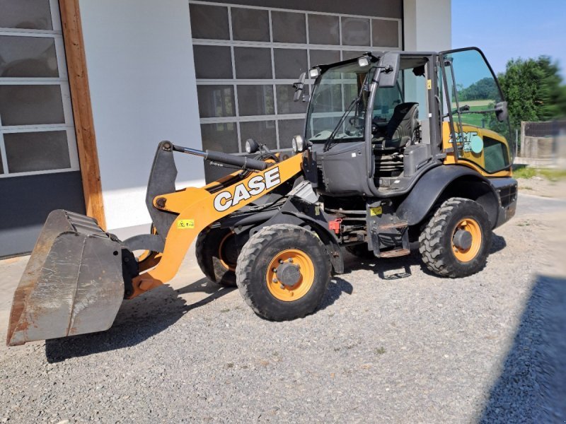 Ładowarka Case 1221E
