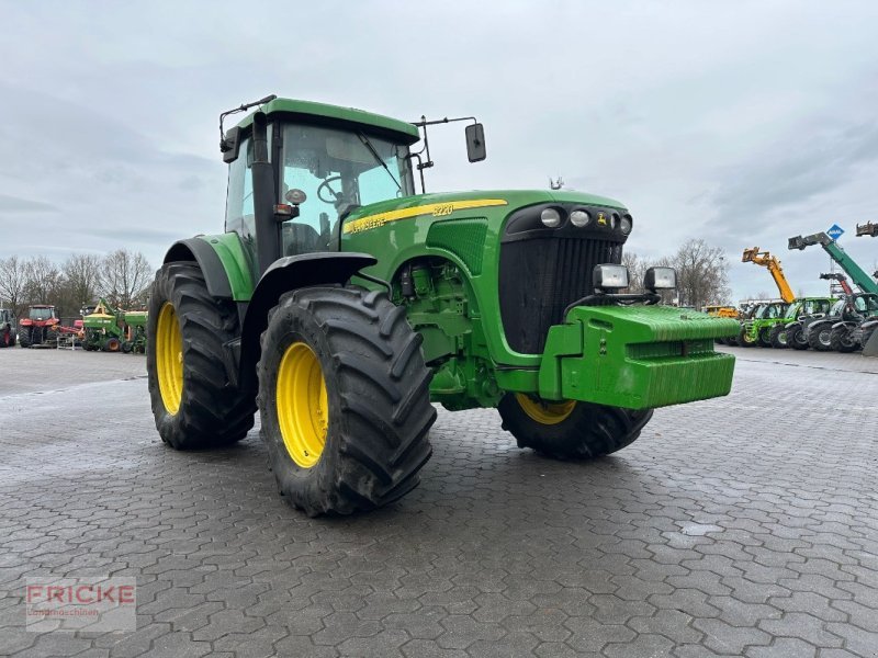 Tractor John Deere 8220 T