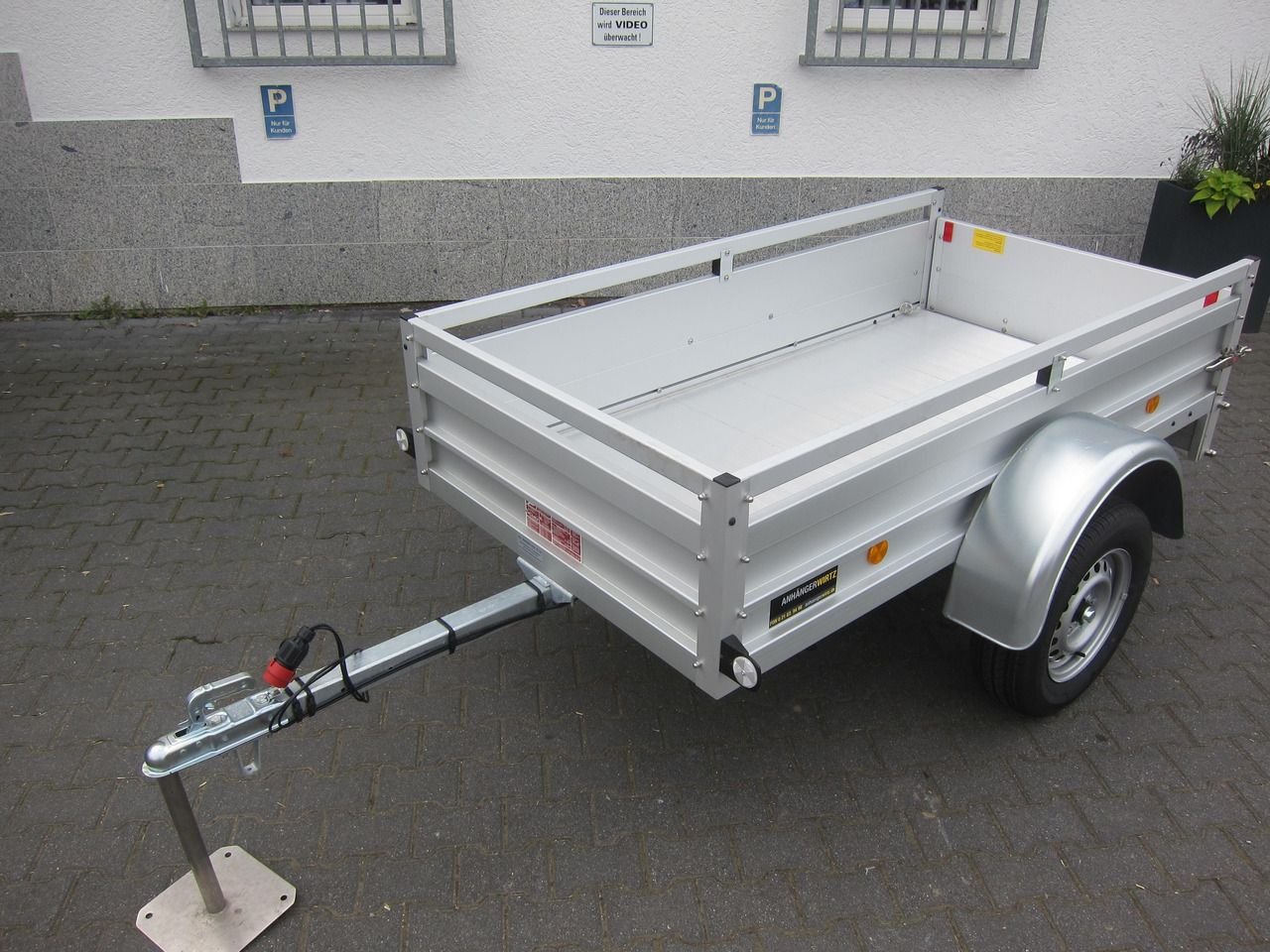 Light trailers up to 750 kg Alucarry 175