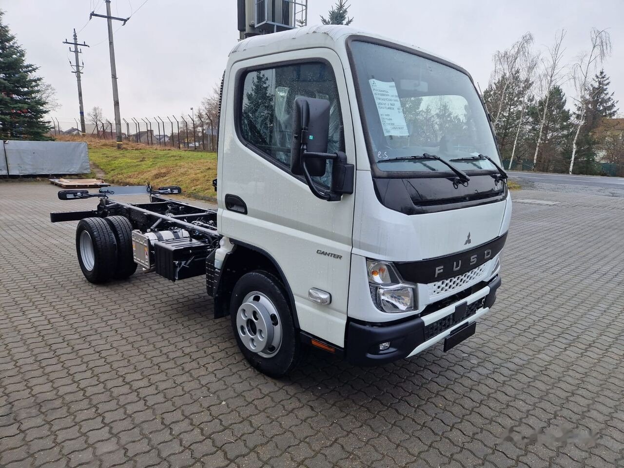 Van Mitsubishi CANTER 3C13