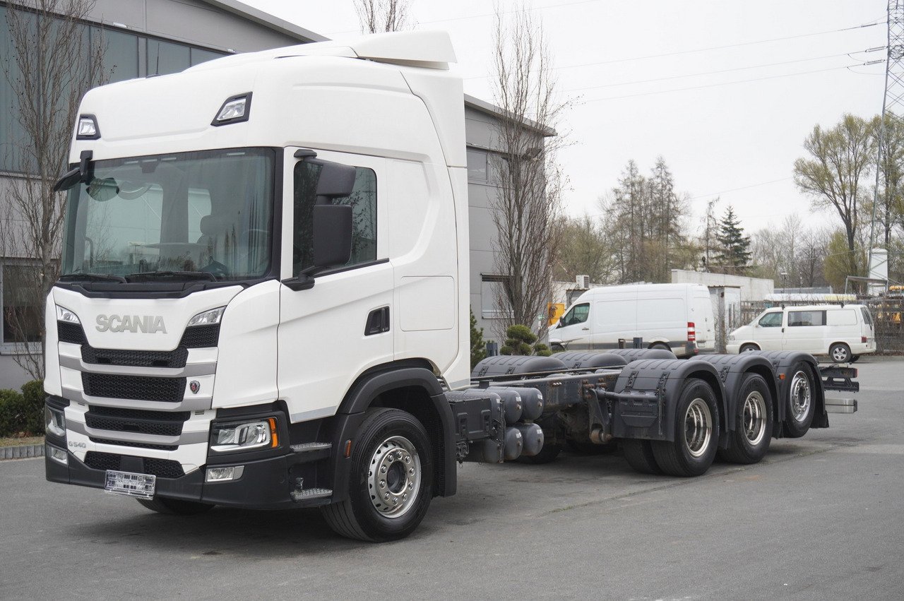 Lastwagen Scania 540 A6x2*4NA