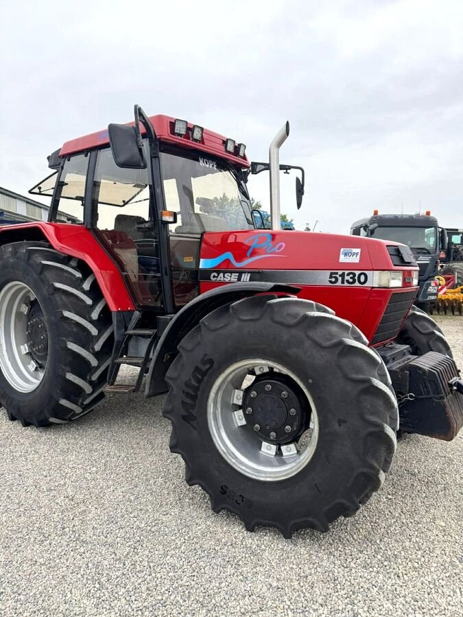 Traktor Case 5130 AV