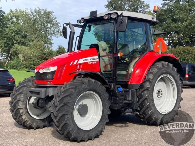 Tractor Massey Ferguson MF 5713 SL