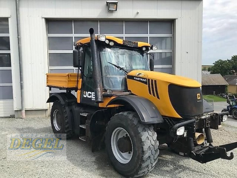 Traktor Cbt 3200