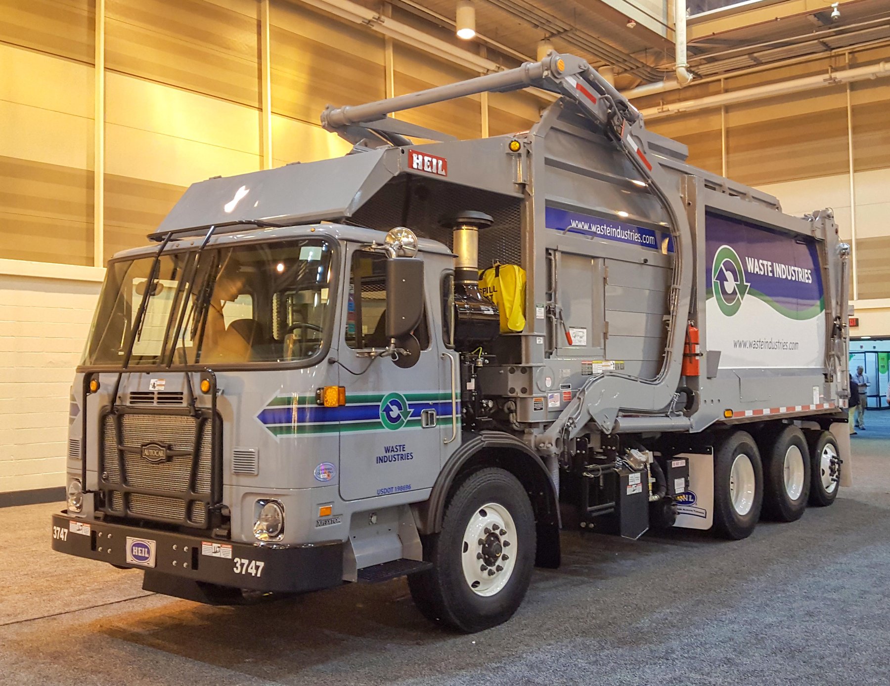 Truck Autocar ACX