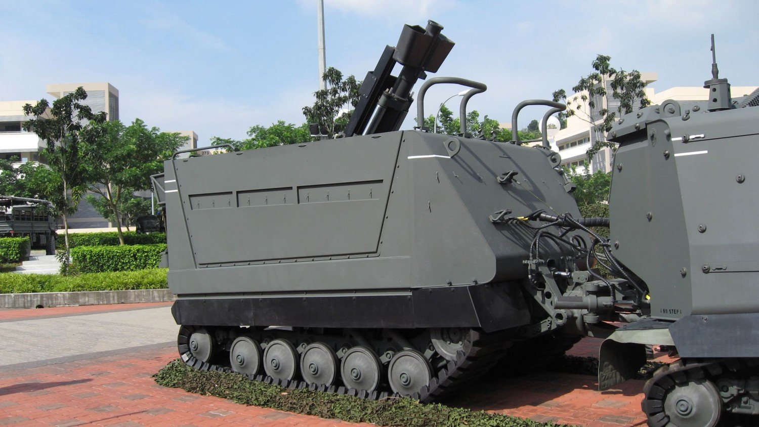 Armoured vehicles Singapore Technologies Kinetics Ltd - STK AAV