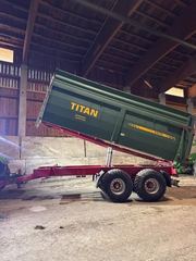 Titan V20