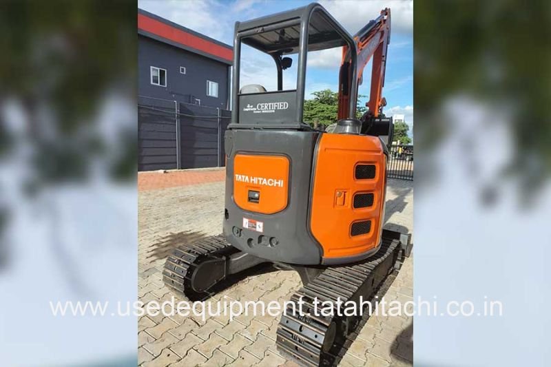 Excavator Tata Hitachi ZAXIS330