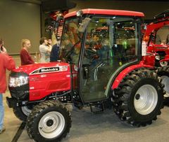 Mahindra 3215 HST