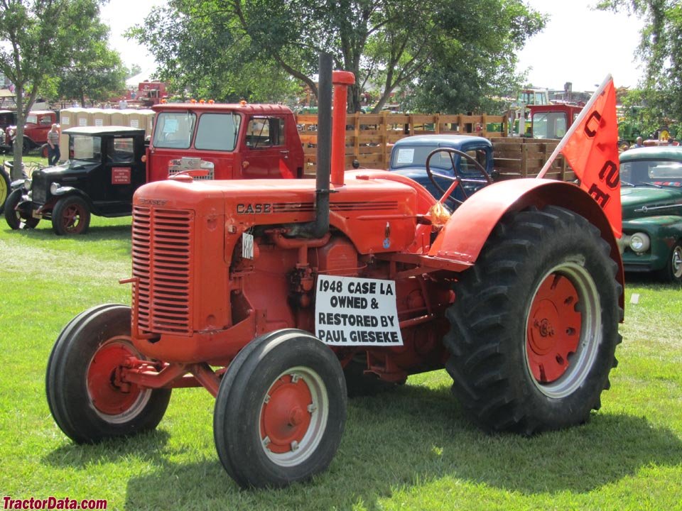 Tractor JI Case Modell-LA