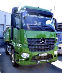 Mercedes Benz Arocs 3757