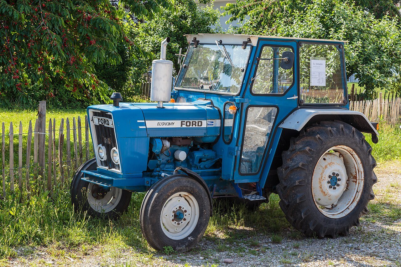 Tractor Ford 901