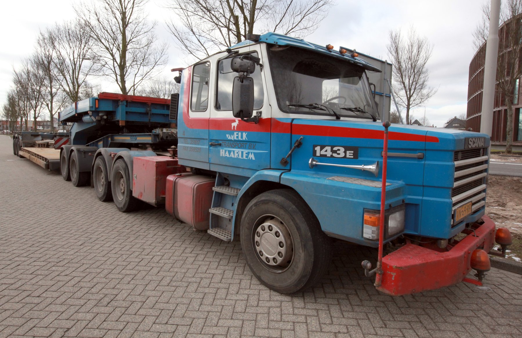 Truck Scania 143 H 8X2/4 AL 75260 E