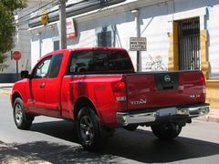 Nissan KING CAB 4X4
