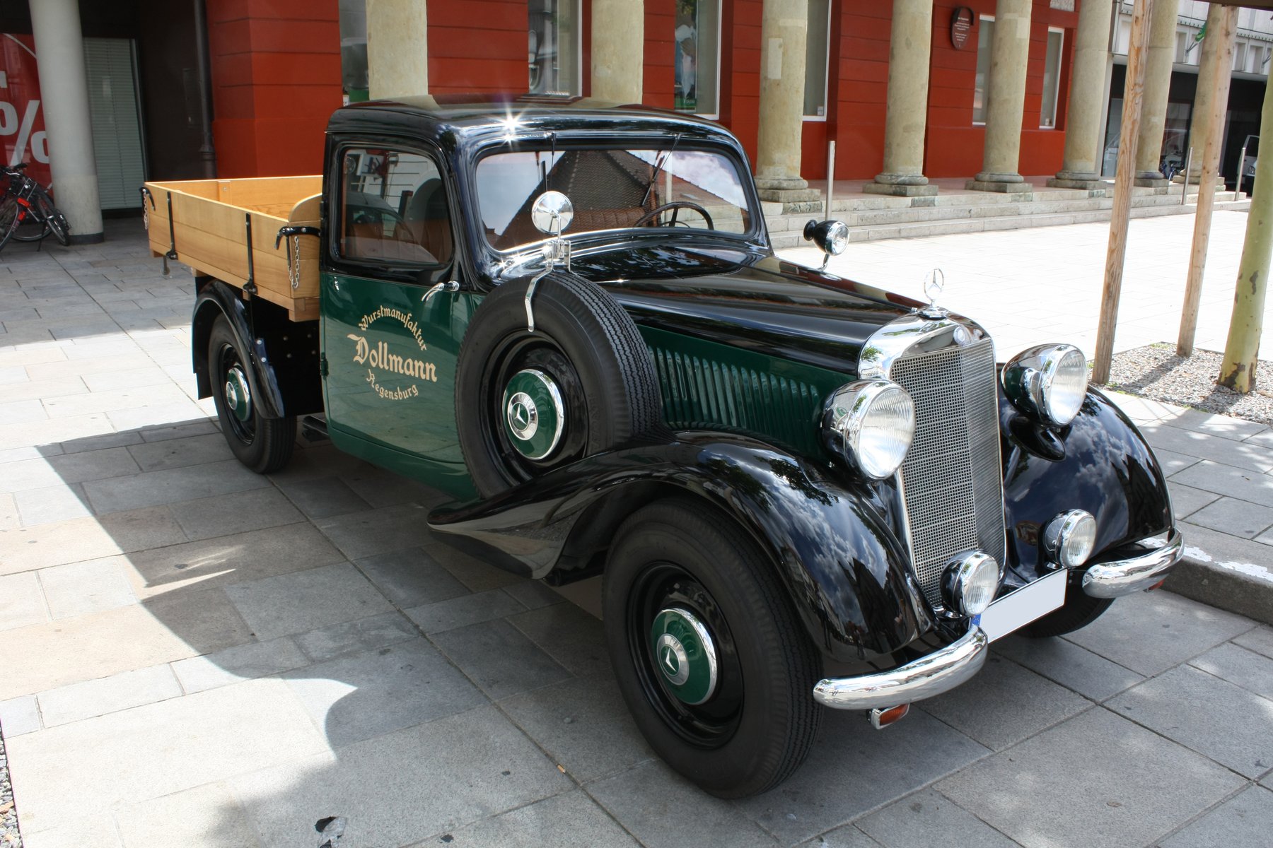 Truck Mercedes Benz 1619K/3600