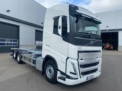 Volvo 10-8X2/175+275+135