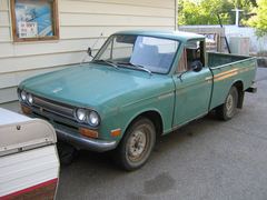 Datsun 1600-LG720TQ-PICK UP