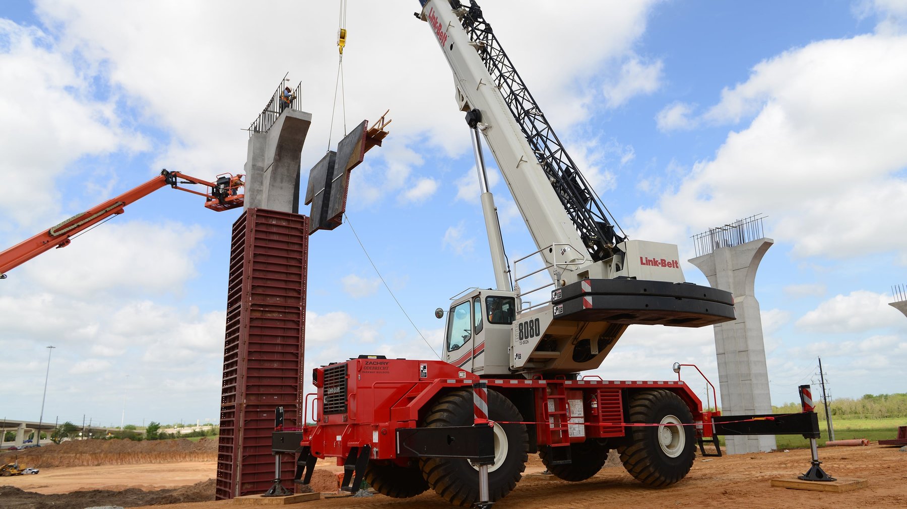 Mobile & rough terrain cranes Link-Belt RTC8080 Series II