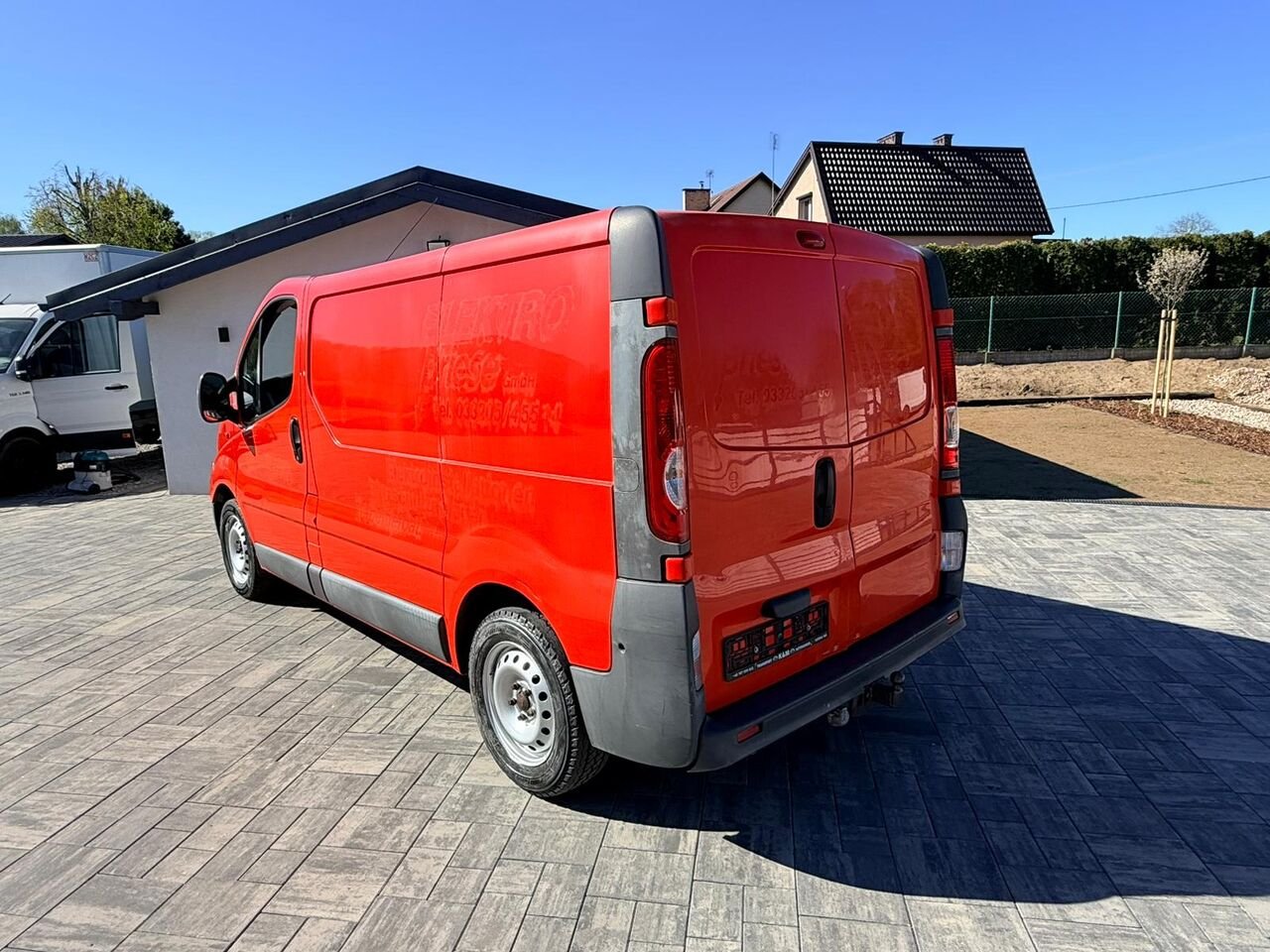 Van Opel VIVARO-2 2.0-16V-E4 2.9T L2H1