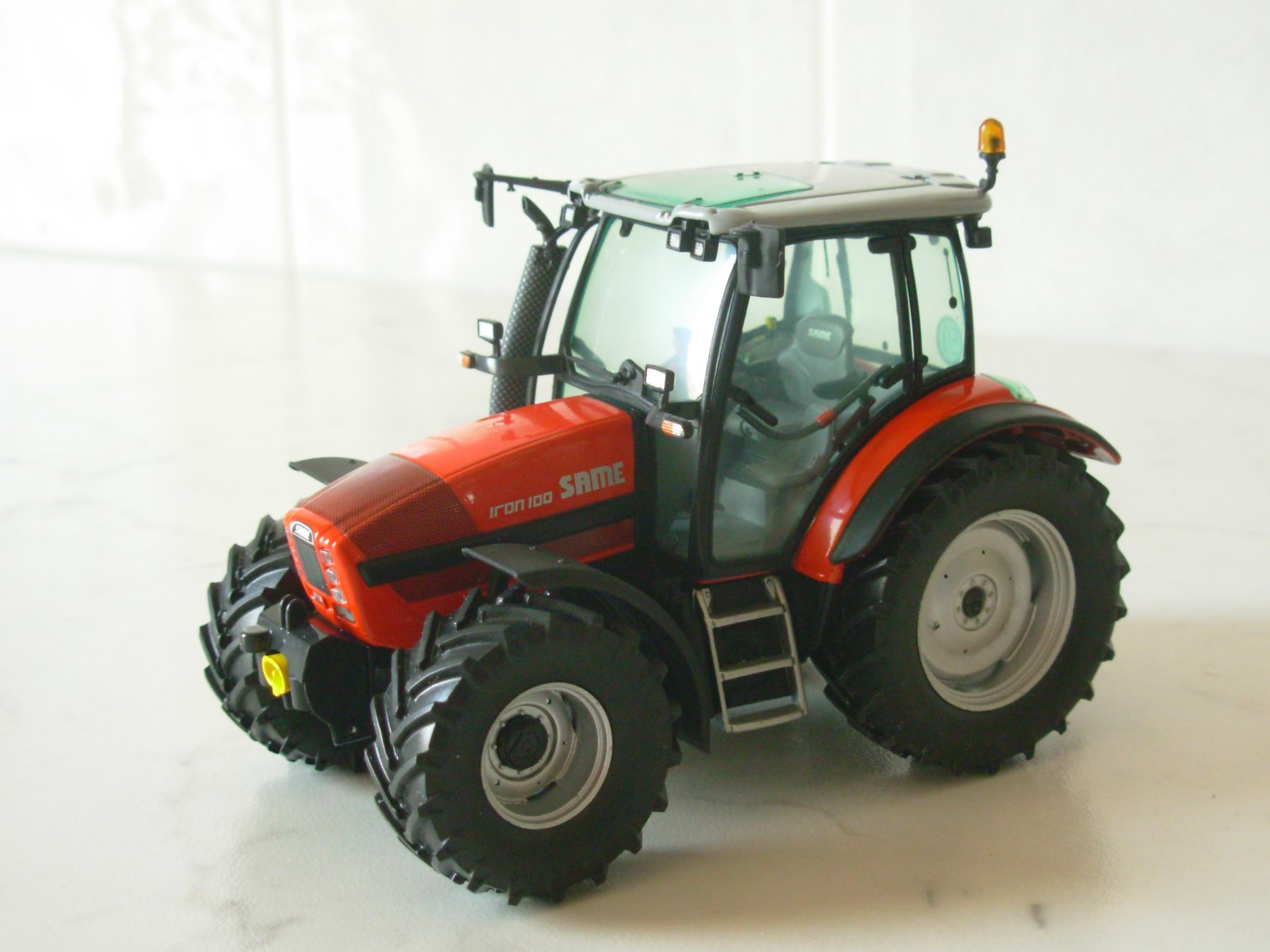 Traktor SAME Iron