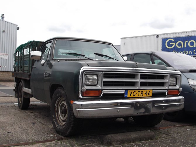 Truck Dodge RAM D250