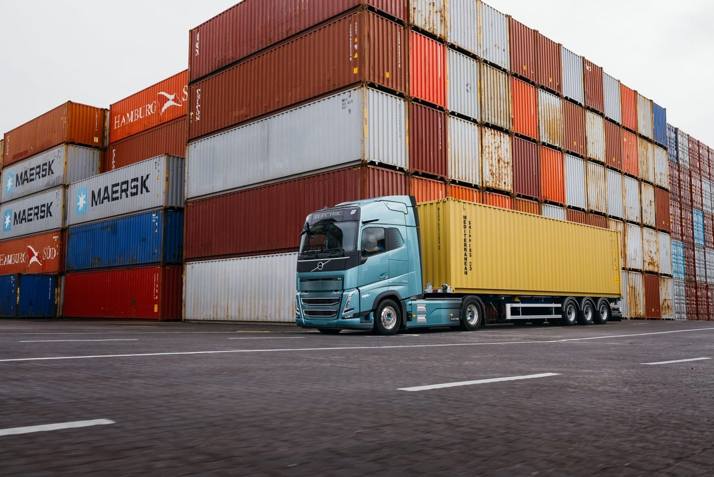 Truck Volvo FH E